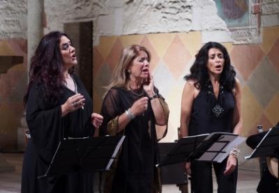 Voix sacrées avec Patrizia Bovi, Françoise Atlan et Fadia Tomb El-Hage- couverture