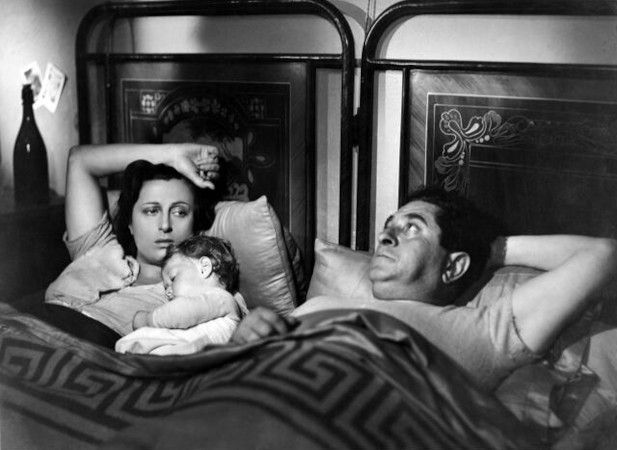Anna Magnani dans une scène du film L'Honorable Angelina Anna Magnani dans une scène du film L'Honorable Angelina