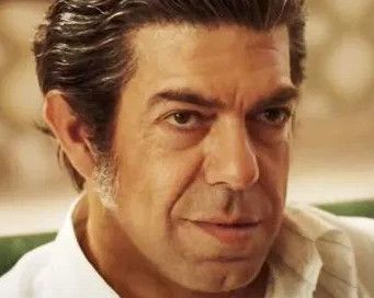 Pierfrancesco Favino dans une scène de Padrenostro Pierfrancesco Favino dans une scène de Padrenostro
