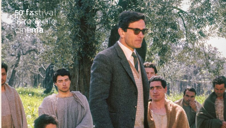 Pier Paolo Pasolini et ses acteurs pendant le tournage de L'évangile selon Saint Matthieu Pier Paolo Pasolini et ses acteurs pendant le tournage de L'évangile selon Saint Matthieu