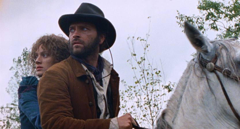 Alessandro Borghi et Nadia Tereszkiewicz dans une scène du Pile ou Face