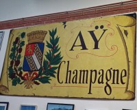 La ville d'Aÿ en Champagne