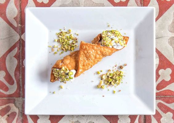 Cannolo sicilien du restaurant La Trottinette - photo Emmanuelle Levesque Cannolo sicilien du restaurant La Trottinette - photo Emmanuelle Levesque