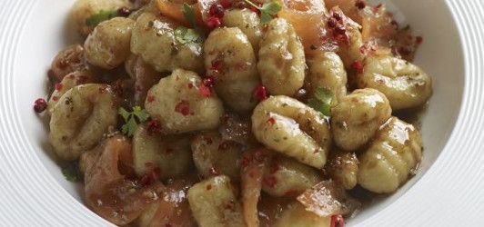 Gnocchi bianchi allo speck