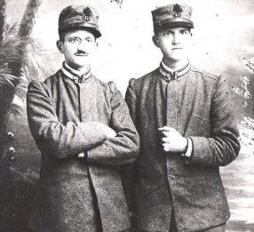 Giani Stuparich et son frère Carlo en 1915
