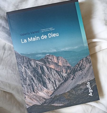 La Main de Dieu de Valerio Varesi - couverture La Main de Dieu de Valerio Varesi - couverture