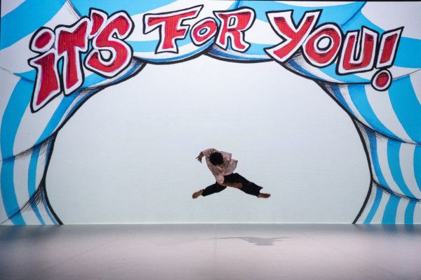 Un moment du spectacle Monjour de Silvia Gribaudi