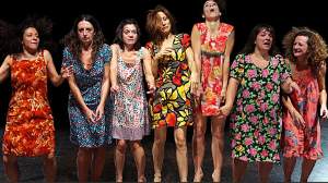Le sorelle Macaluso - une scène Le sorelle Macaluso - une scène