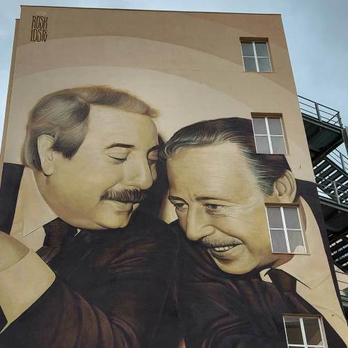 Murales dédié à Falcone et Borsellino sur la façade de l’institut nautique Gioeni-Trabia de Palerme Murales dédié à Falcone et Borsellino sur la façade de l’institut nautique Gioeni-Trabia de Palerme