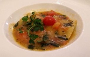 agnolotti al pomodoro fresco e basilico