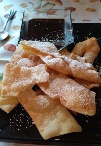 Chiacchiere e sanguinaccio