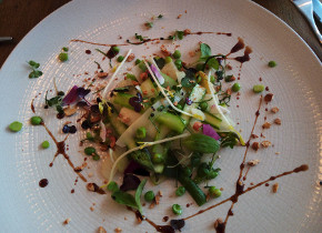 carpaccio d'asperges vertes et blanches du Poitou