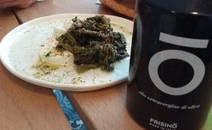 Caprino e frarielli de Tempilenti avec olio Frisino