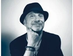 Sergio Caputo à la libreria, présentation et concert