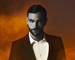 Marco Mengoni en concert à Saint-Tropez